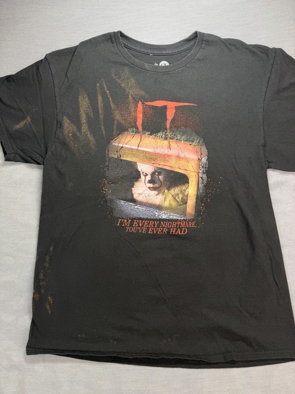 Stephen Kings IT Pennywise Clown T Shirt Size L. Great Condition. Horror Scary