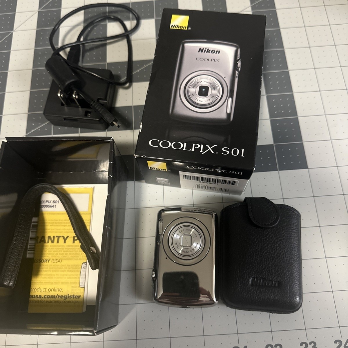 Nikon Digital Compact Camera Coolpix S01 W/ Built In Flash