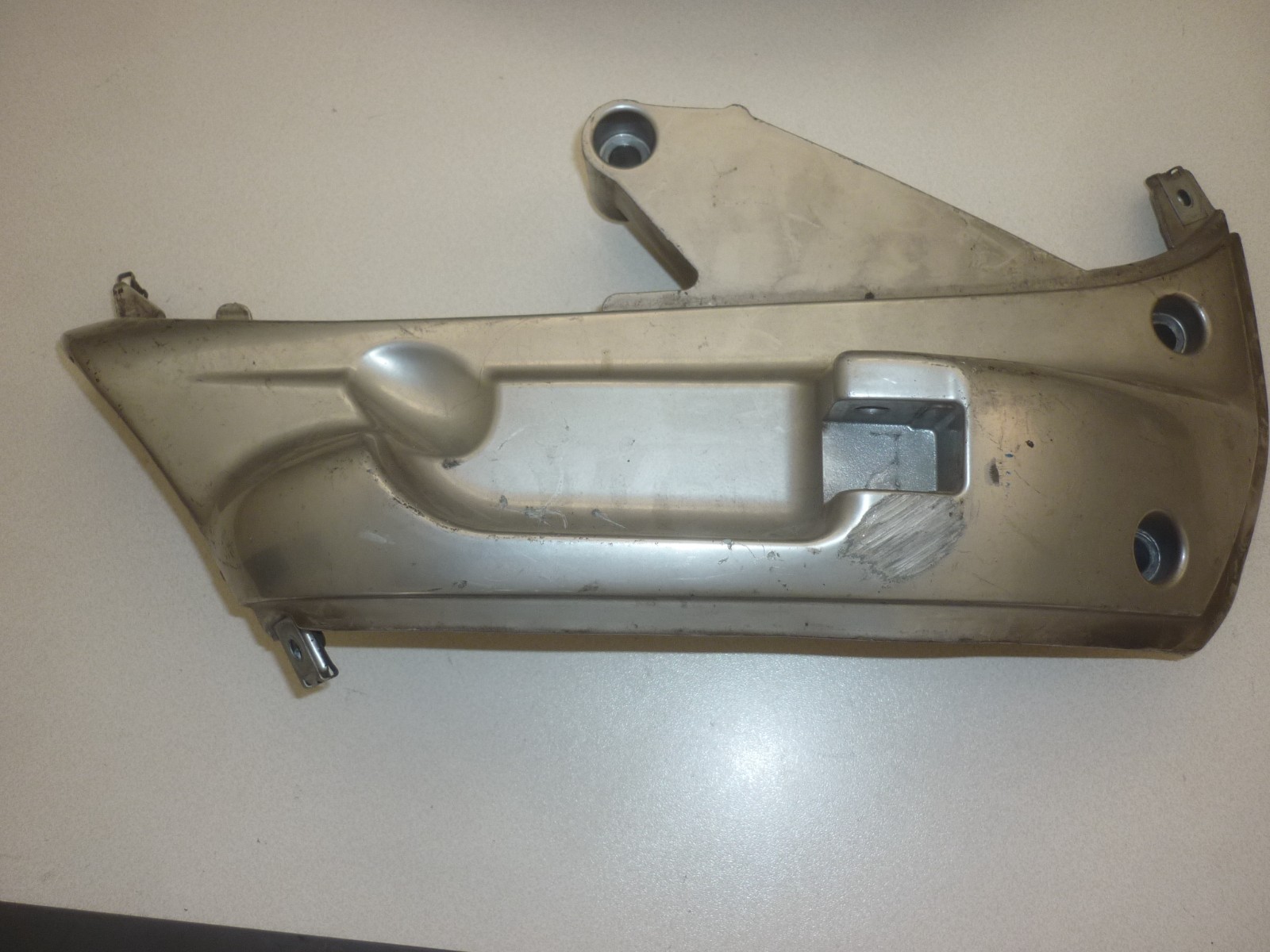 SUPPORTO PEDANA DESTRA APRILIA SCARABEO 500 cc 2003/2007