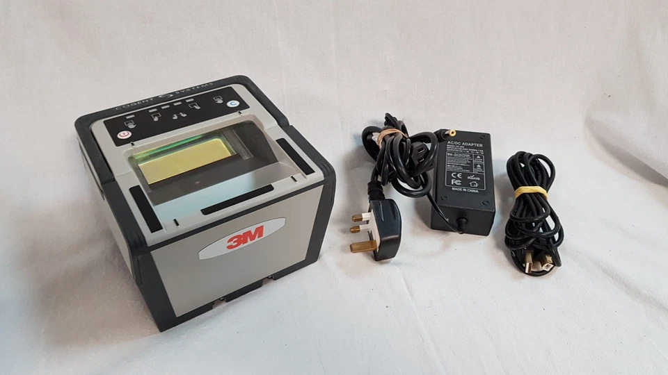 3M COGENT LIVESCAN CS500E FINGERABDRUCKSCANNER ZEHN FINGERABDRUCKSCANNER