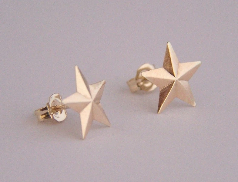 9ct gold star stud best sale earrings