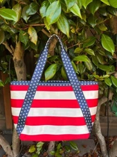 Harveys “Spangled” Collectors Series Large Boat Tote | USA Flag Seatbelt Bag EUC