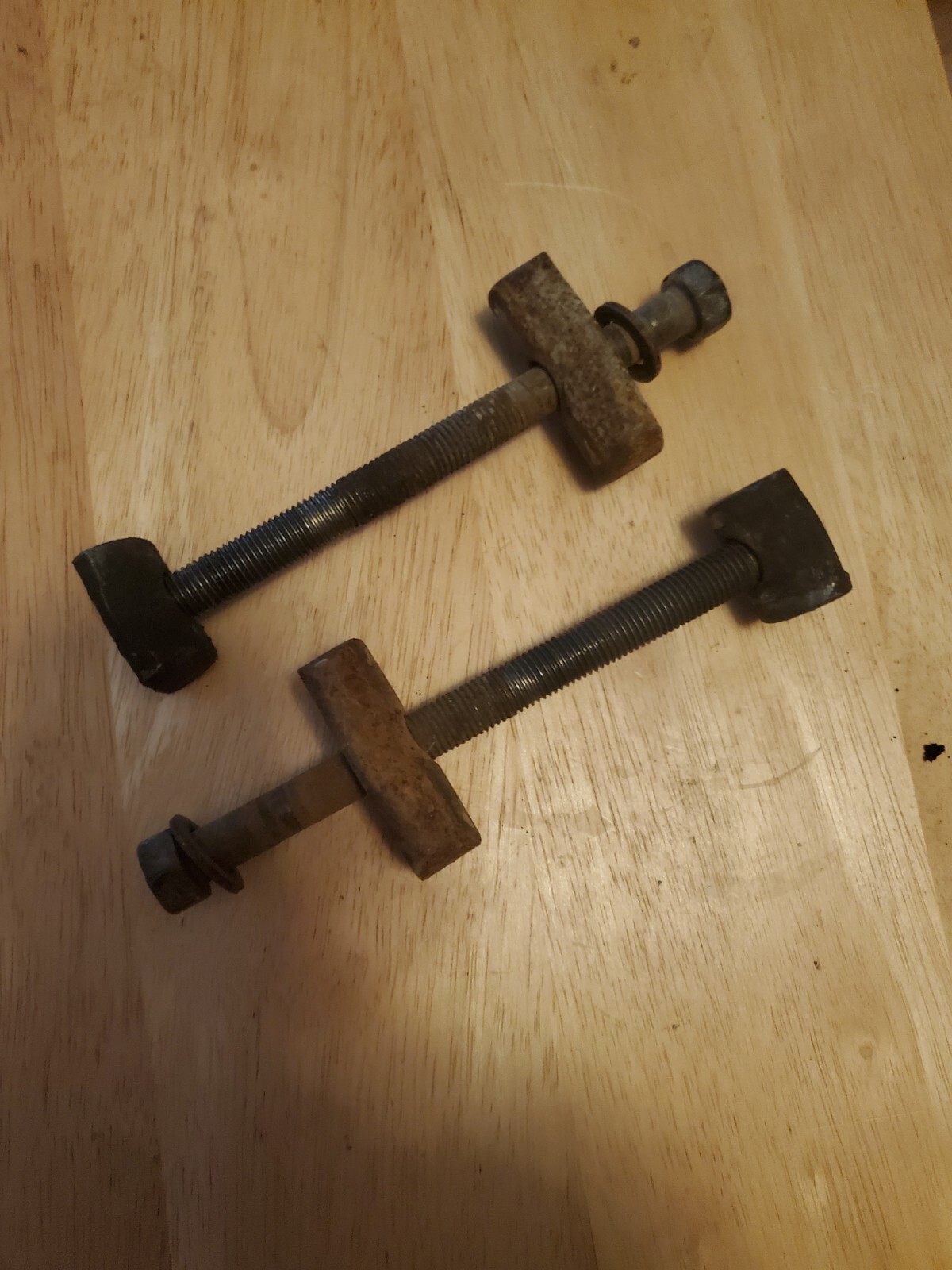 Mazda B2600i B2600 4x4 pickup Torsion Bar Bolts w/keys 4x4 19871993