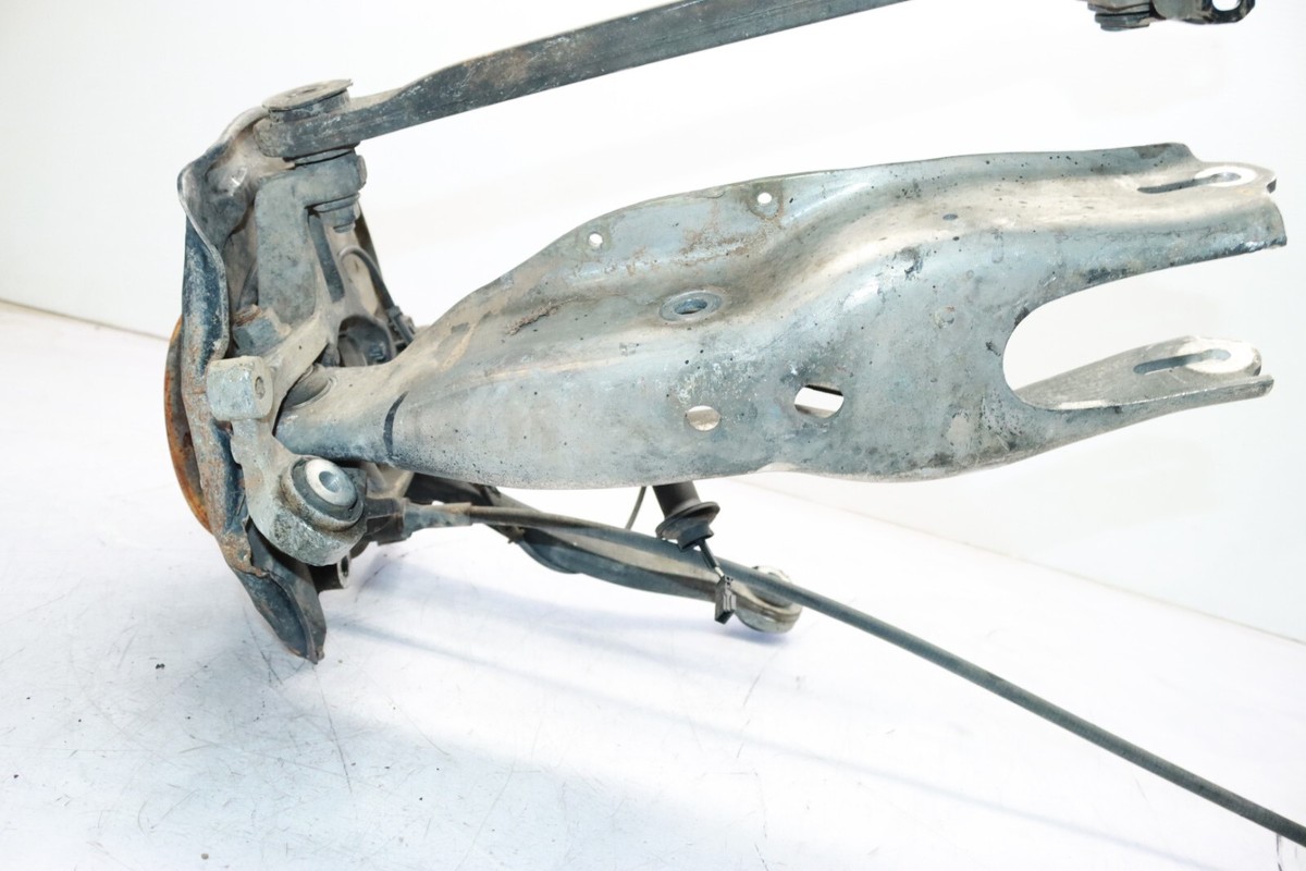 03-06 R230 MERCEDES SL500 REAR DRIVER LEFT SPINDLE KNUCKLE