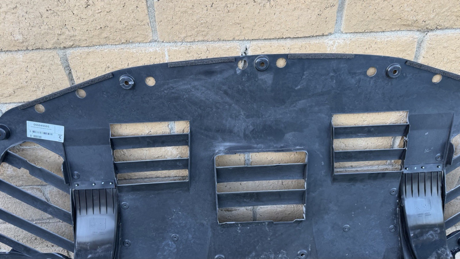FERRARI SF90 FRONT UNDERBODY SHIELD OEM 849085