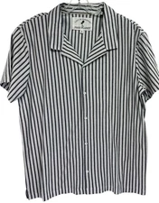 Free Planet Lost in Paradise Mens XL White/Grey Button Up Shirt (B21) NW/OTs