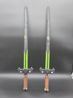 2 Hasbro 2013 Nerf Zombie Strike Strikeblade Foam Swords Black & Green