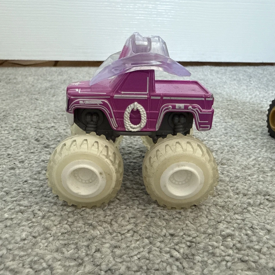 Blaze And The Monster Machines Starla clear hat & Cowboy Diecast Trucks Rare - Image 3 of 4