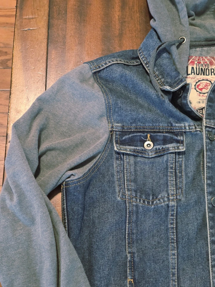 Sudadera con capucha de mezclilla con botones Tokyo Laundry para hombre mediana grunge Foto 3 de 4