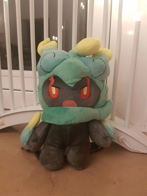 Shiny Shining Marshadow Stofftier Anime Plüsch Figur 20 cm NEU
