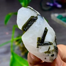 55G Natural green tourmaline quartz crystal cluster mineral specimen