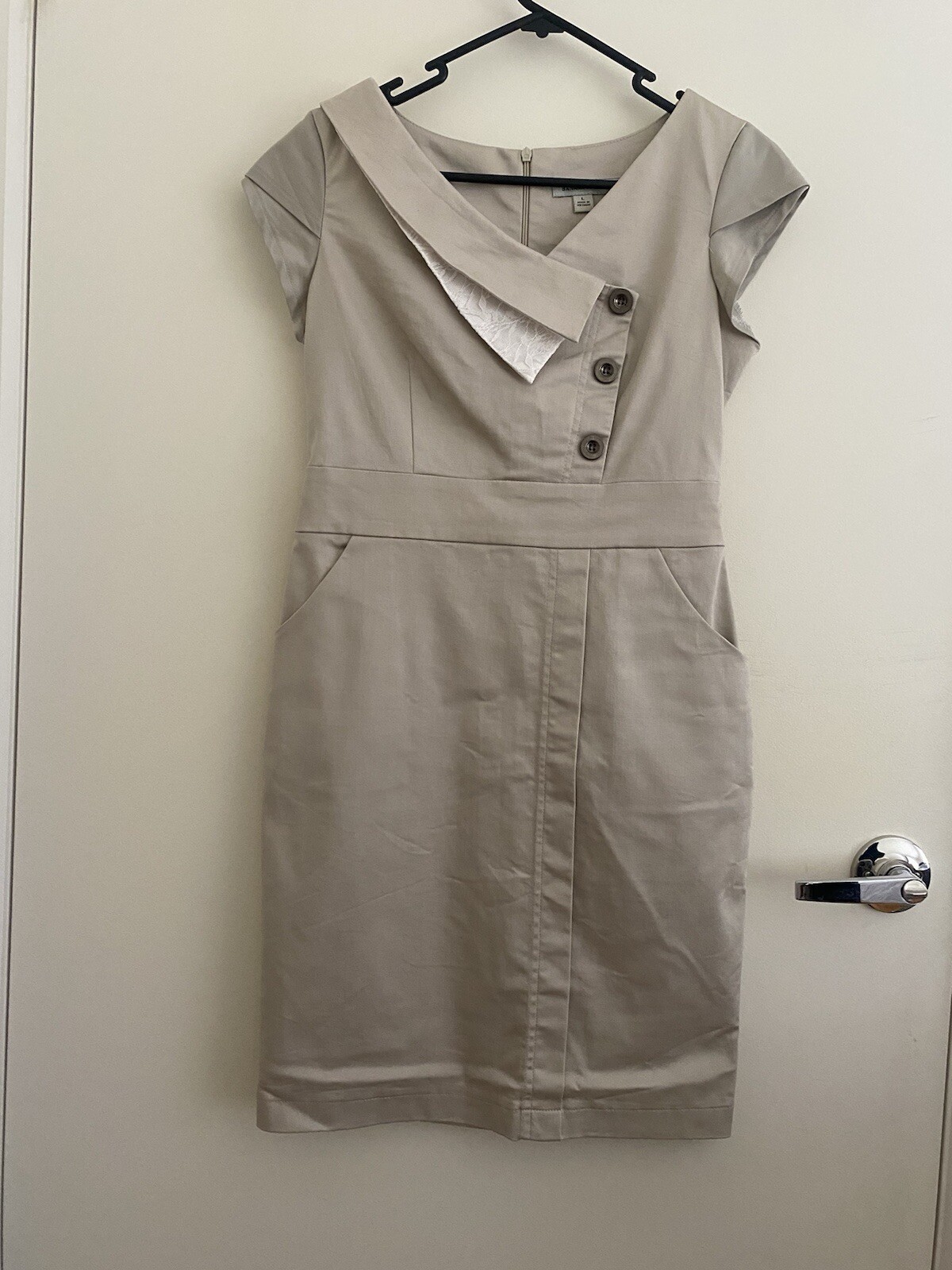 Picture 1 of 1