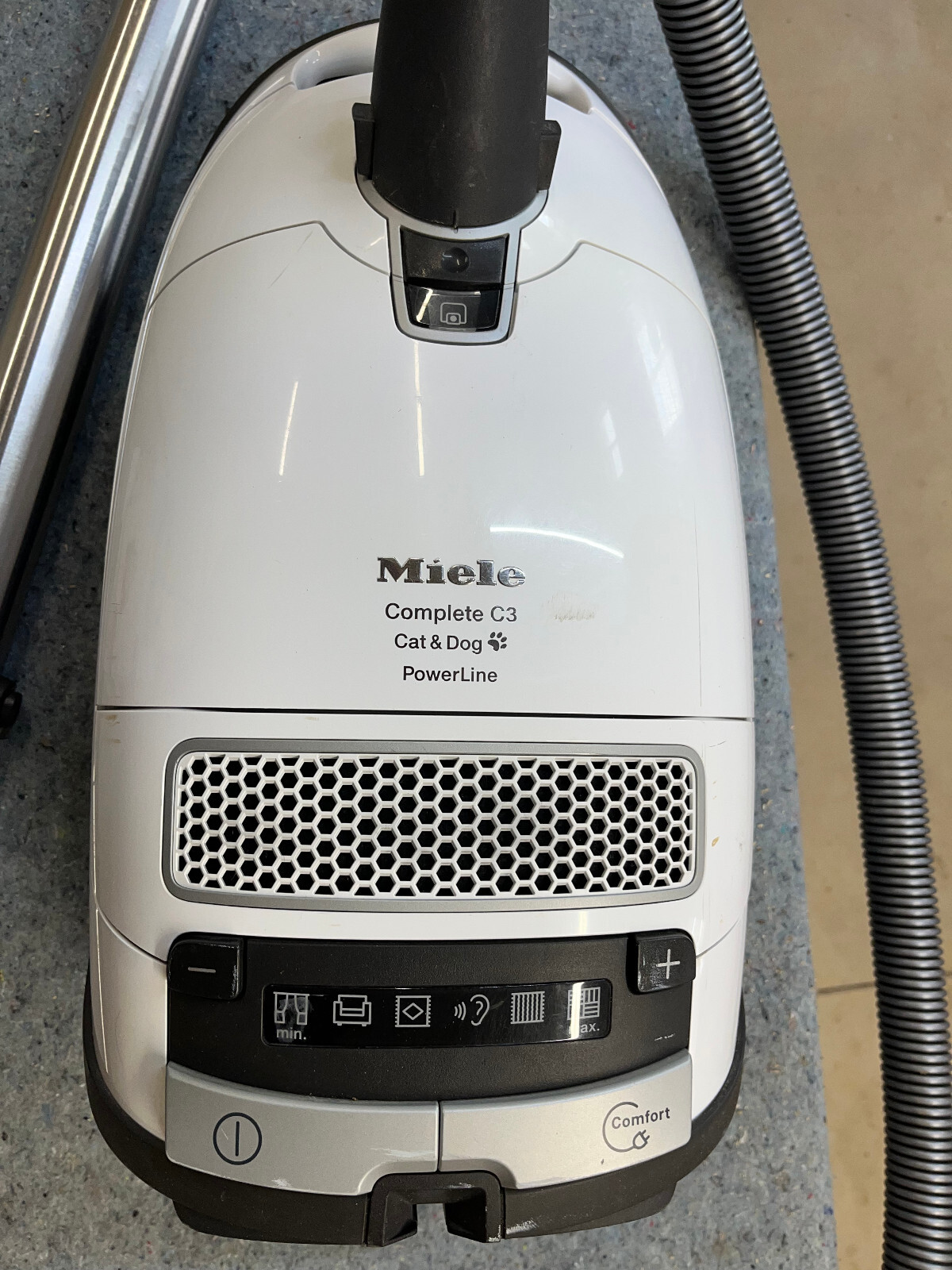Miele Complete C3 Canister VacuumCorded, White Canister and some