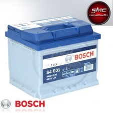 BATTERIA AVVIAMENTO AUTO BOSCH S4 44Ah 440A 12V POSITIVO DX
