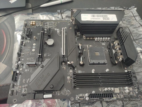MSI MPG B550 Gaming Plus   HS  (Q10)