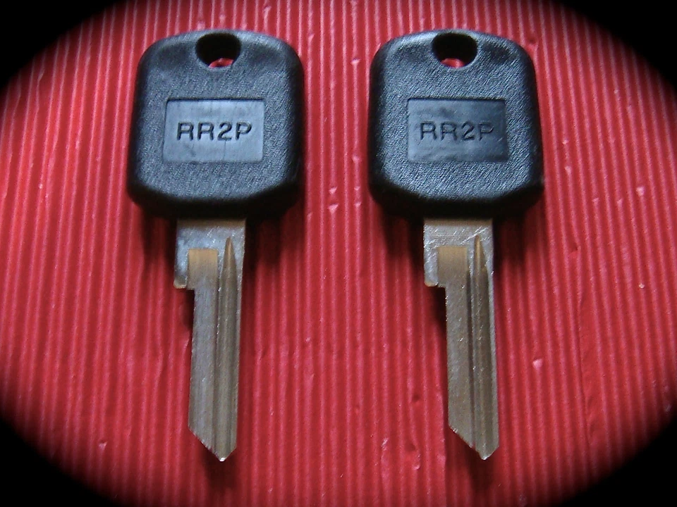 Rolls Royce & Bentley Keyblanks x 2-RR2P , Key Blank-Silca RR2P - Image 2 of 4