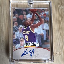 High Grade! 1997 Score Board Autographs Kobe Bryant 1st Round Los Angeles Lakers