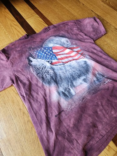 The Mountain T-Shirt Burgundy Tie Dye Wolf American Flag Patrick Ollila Size XL