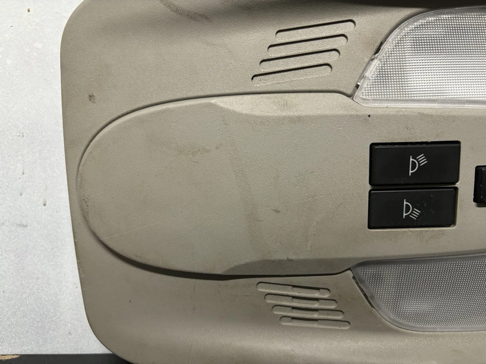 13 14 15 GMC TERRENO CONSOLA SUPERIOR DOMO LUZ LÁMPARA 23449639 OEM Foto 3 de 4