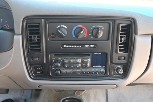 1996 Chevrolet Impala - Picture 17 of 40