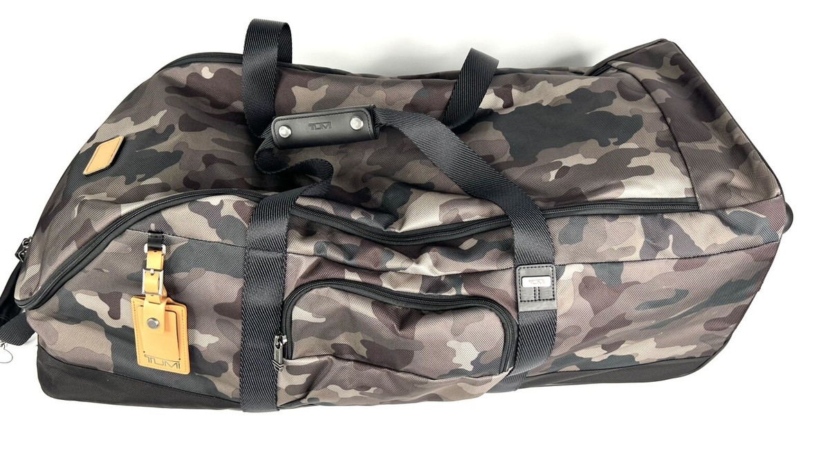 【PALE JADE】24FW Belted Duffle Bag - Camo TUMI Pinehurst Collapsible Wheeled Soft Duffel Extra Large