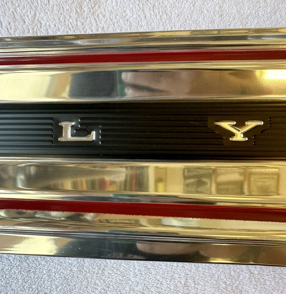 Nuevo de Lote Antiguo MoPar 1974-76 Plymouth Scamp Valiant Panel de Acabado Trasero 75 Brougham 4 puertas Foto 4 de 4