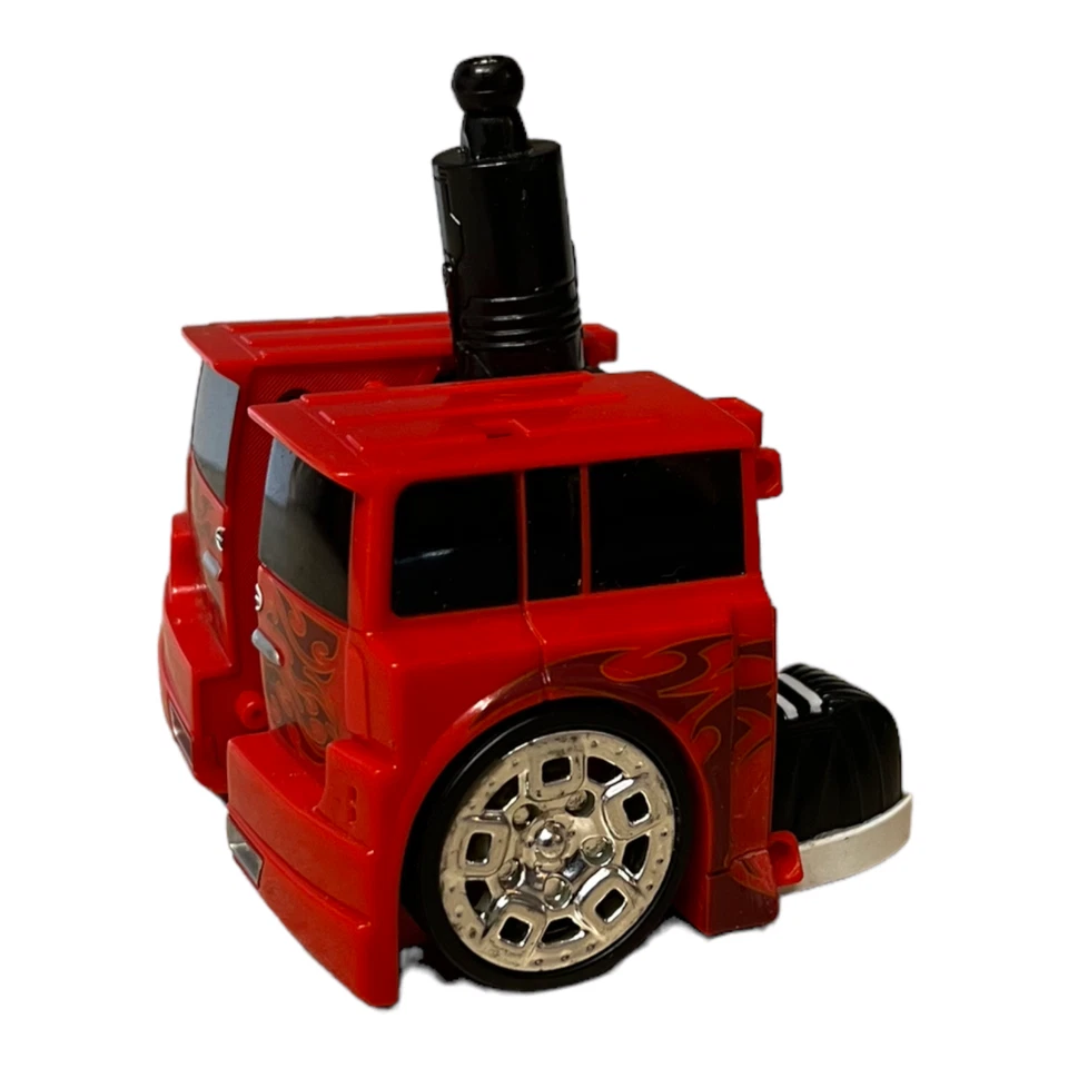 Transformers Alternators SKIDS Incomplete Scion XB Hasbro REAR ONLY FEET Parts - Image 2 of 4