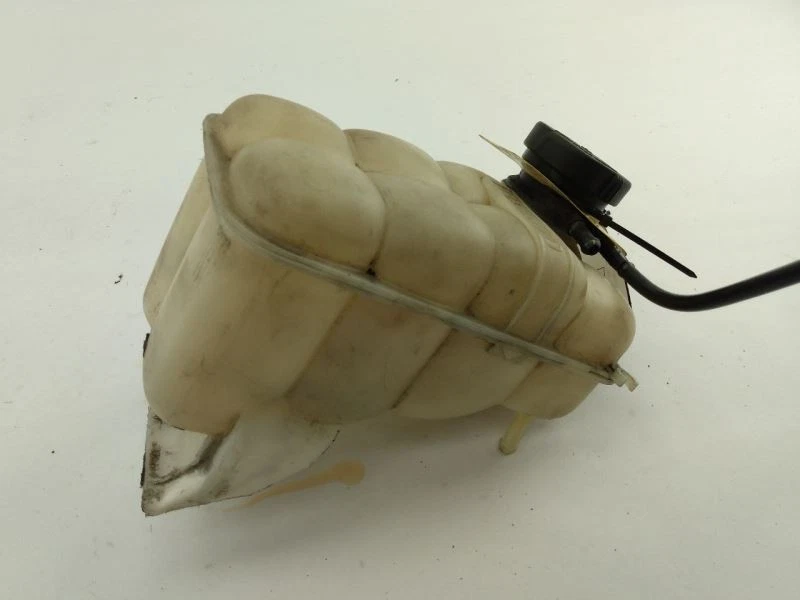 LAND ROVER DISCOVERY 2 Engine Coolant Reservoir Overflow Tank Fits 1999-2004 - Image 4 of 4