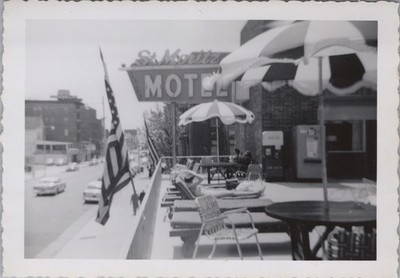 St Moritz Motel Rooftop Sundeck Neon Sign Coca Cola Machine VINTAGE PHOTO