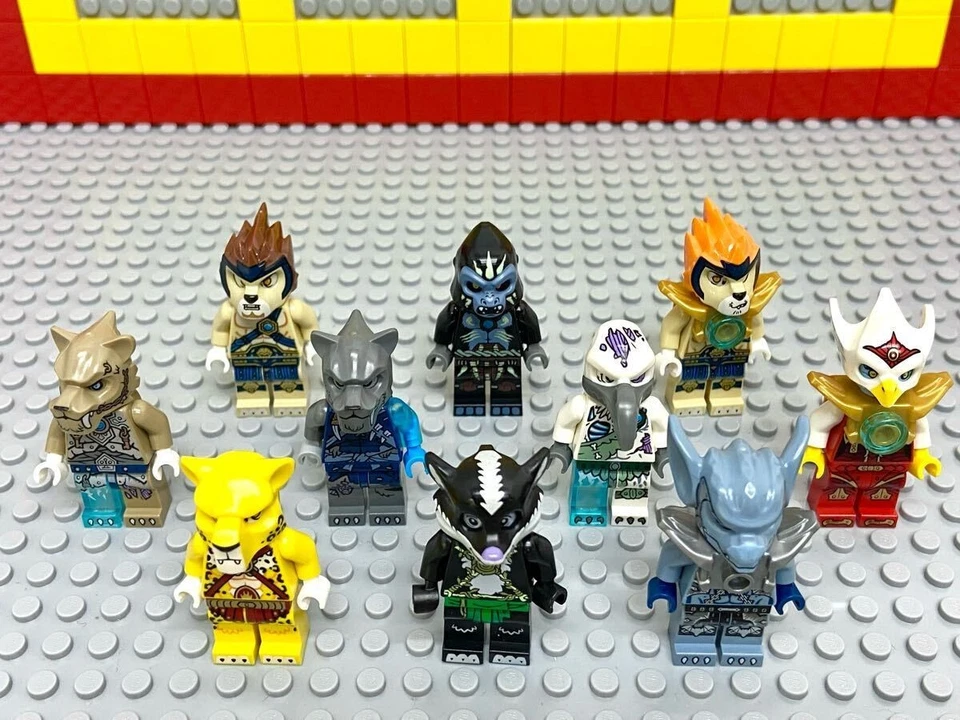 LEGO Legends of Chima minifigure lot ten tiger skunk lion sabertooth gorilla - Image 2 of 4