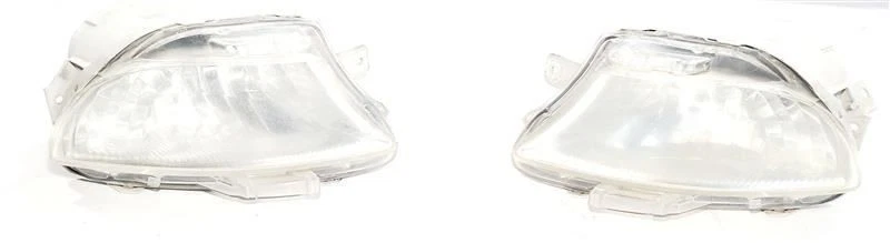 Par de faros antiniebla de faros delanteros brumosos menores agrietados OEM 2007 2008 2009 Lexus LS460 Foto 2 de 4