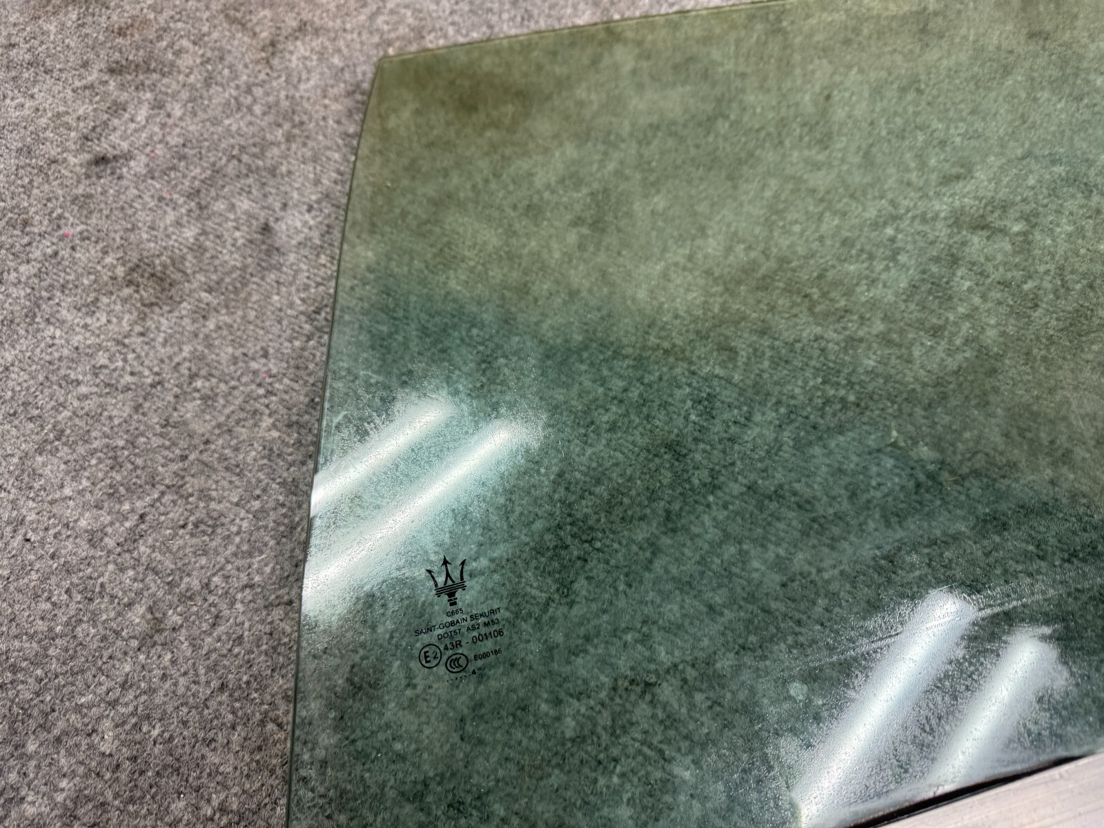 MASERATI GHIBLI M157 14-19 OEM REAR LEFT DRIVER SIDE LH DOOR WINDOW GLASS 60K