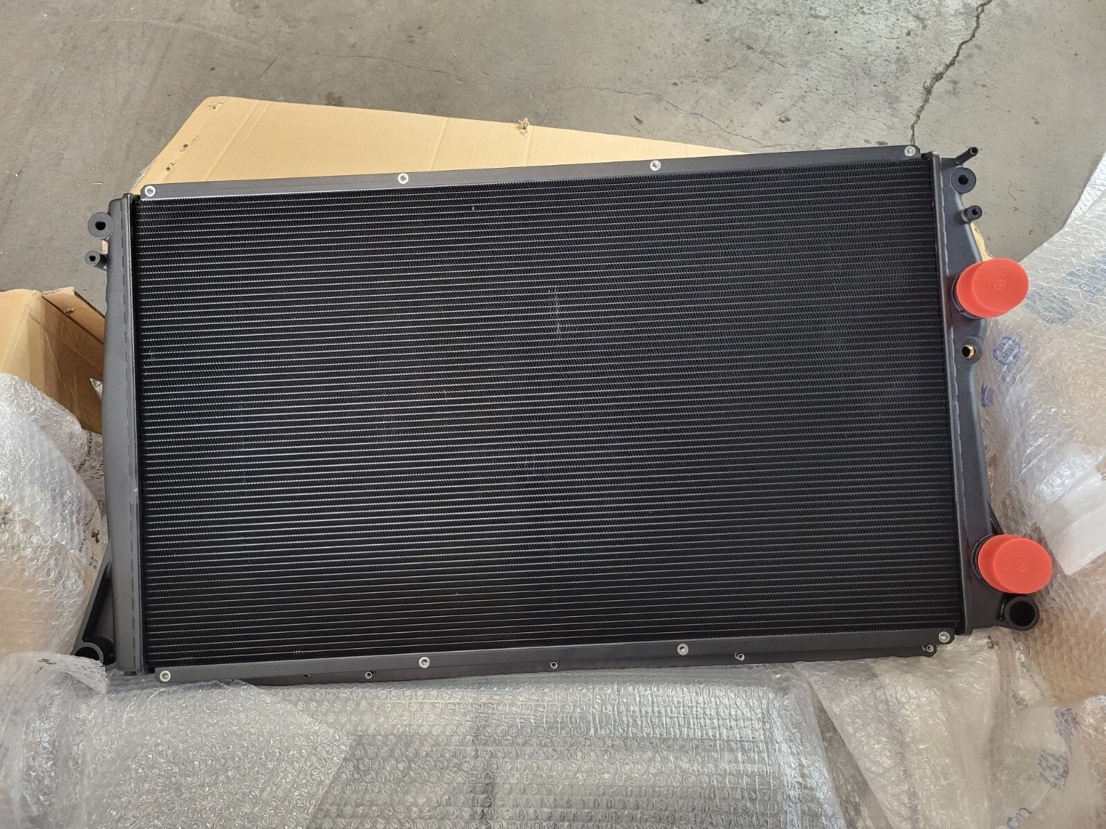 Radiator For 2012 - 2014 Ferrari California 278488 Brand New From Europe 