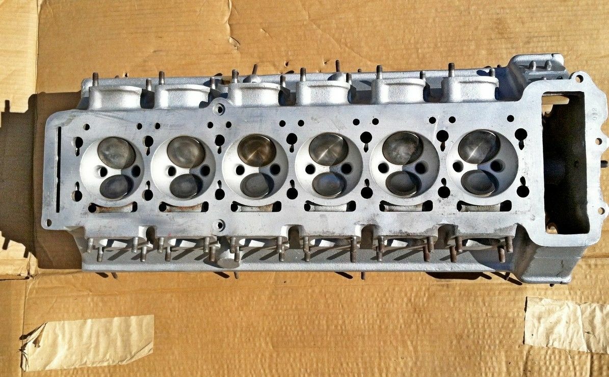 Maserati Mistral 4.0 L inline 6 cylinder engine 