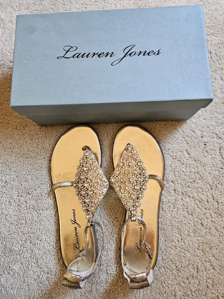 Lauren Jones Fiona-LJ Gold Crinckle 金属色女士凉鞋- 8.5M 码-全新 — 第 2/4 张图片