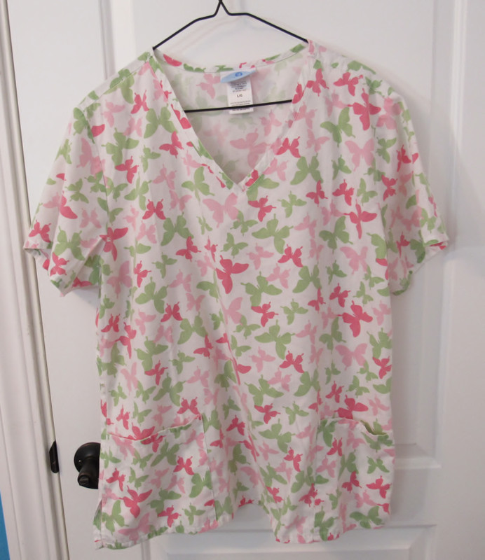 SCRUB TOP Butterflys Pink/ Green   Colors Size Large SB Scrubs