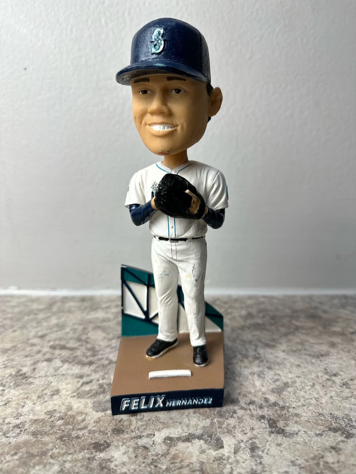 Felix Hernandez Bobblehead Seattle Mariners Collectible Wamu Baseball Figurine - Image 4 of 4