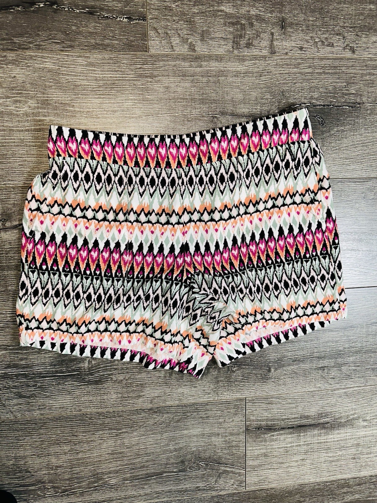 Wildfox Multicolor Geometric Patterned Lightweigh… - image 1