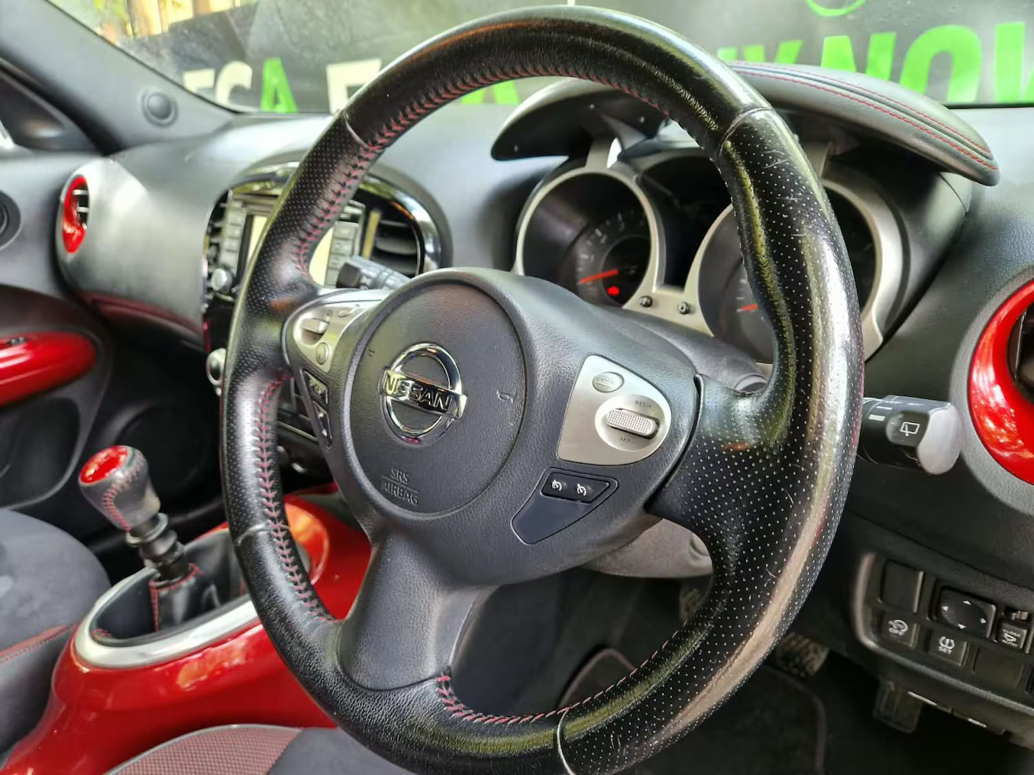 2017 Nissan Juke, photograph 13