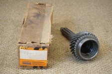 Nos Gm 66 67 68 69 Muncie M21 4 Speed Cr Close Ratio 10 Spline Input Shaft Gear