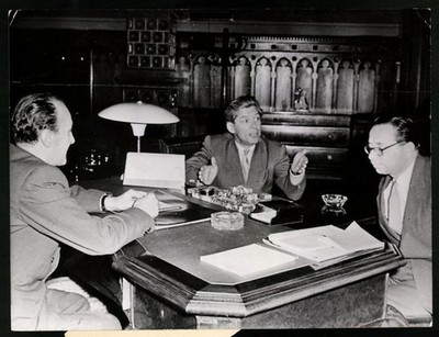 Fotografie Keystone, München, Ministerpräsident Janos Kadar und Minister Marosa 