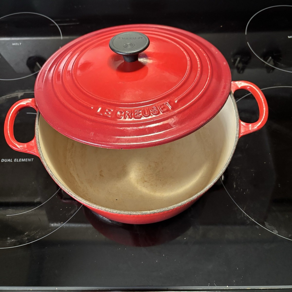 値下げ♡新品 LE CREUSET 22 Le Creuset Dutch Oven #22 Signature - 3.5 Qt - Matt Black Licorice