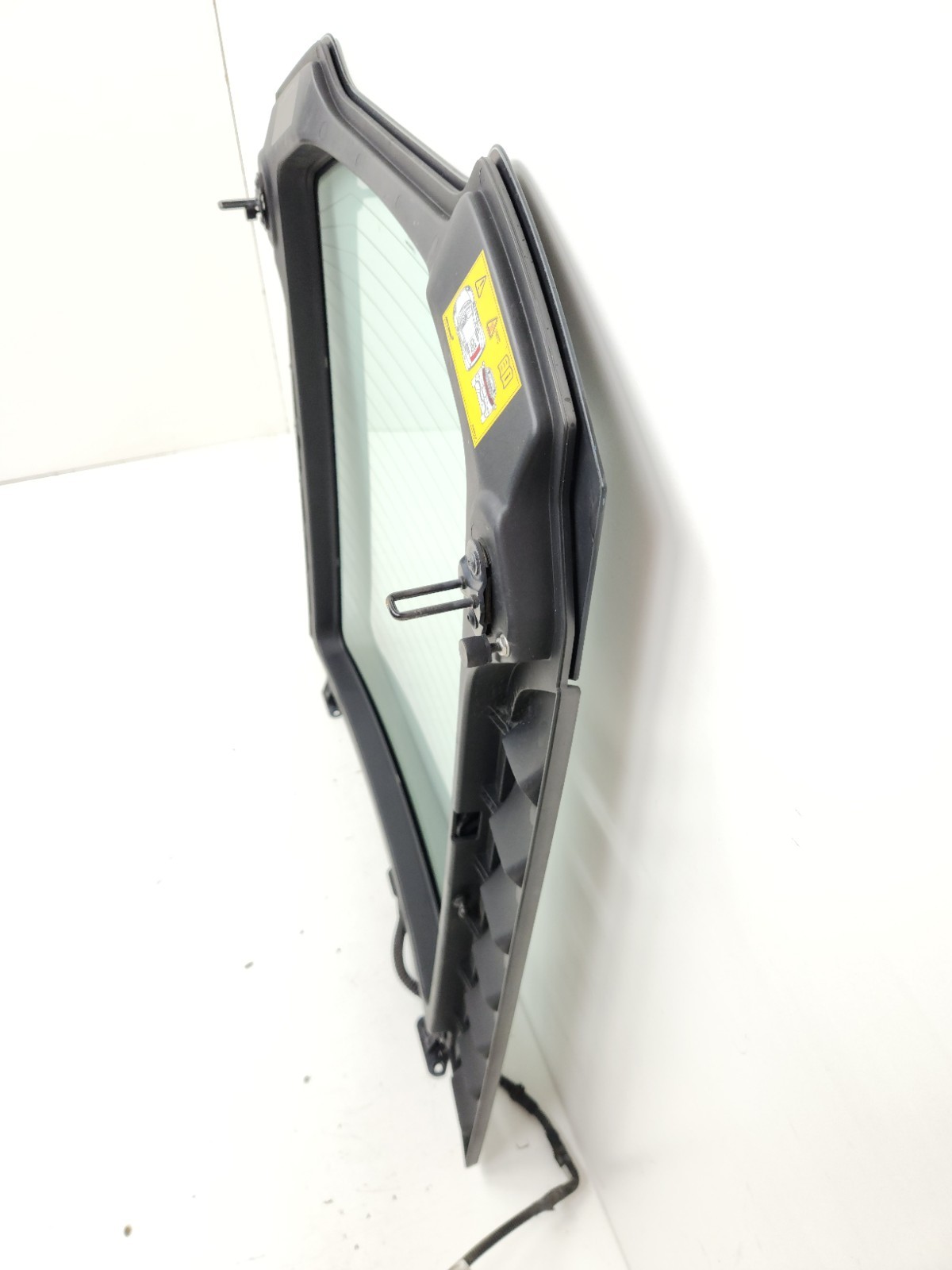 2012-2014 MCLAREN MP4-12C COUPE REAR ENGINE COVER GLASS BONNET OEM 11P0130CP