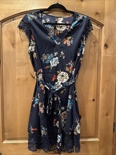SHEIN Navy Blue And Floral Dress With Lace Arms And Bottom, 36.5” Long, Size 0XL