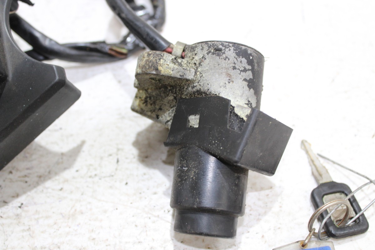 1984 KAWASAKI GPZ750 ZX750A IGNITION LOCK W KEY WITH TRIM | eBay
