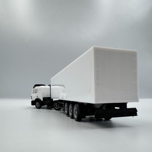 MB-00-001 white truck with white semitrailer, scale 1/87 (HO) (blank) - Picture 3 of 5
