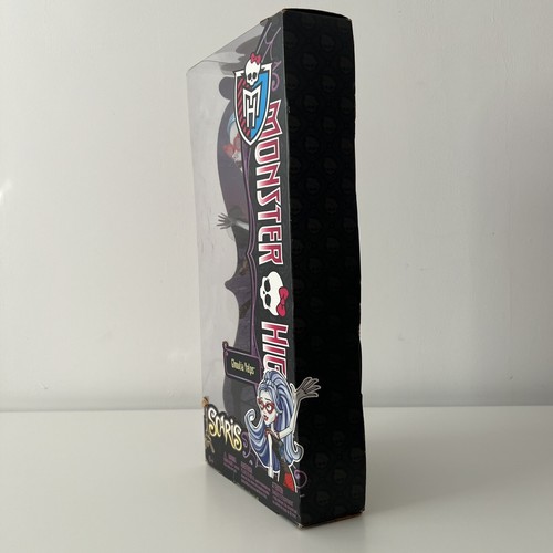 MONSTER HIGH Scaris: City of Frights Ghoulia Yelps Doll New & Sealed NRFB BNIB - Picture 4 of 14