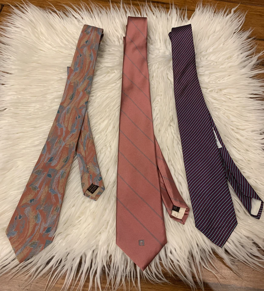 Juego de 3 corbatas de diseñador; Givenchy, Valentino Cravatte y Dior ~ paquete Foto 3 de 4