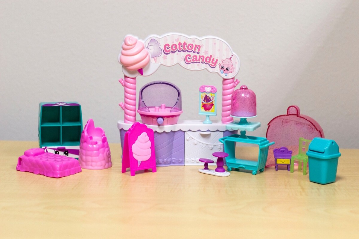 Shopkins Cotton Candy Party Stand and Bed/Dresser Set Toys