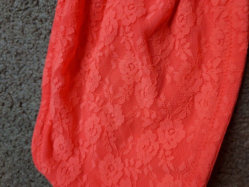 PINK Victoria’s Secret Large Neon Coral Lace Strapless Bandeau Bra GUC - Picture 2 of 6